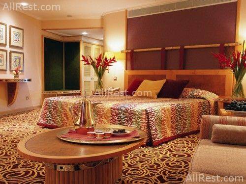 Jumeirah Beach Hotel 8